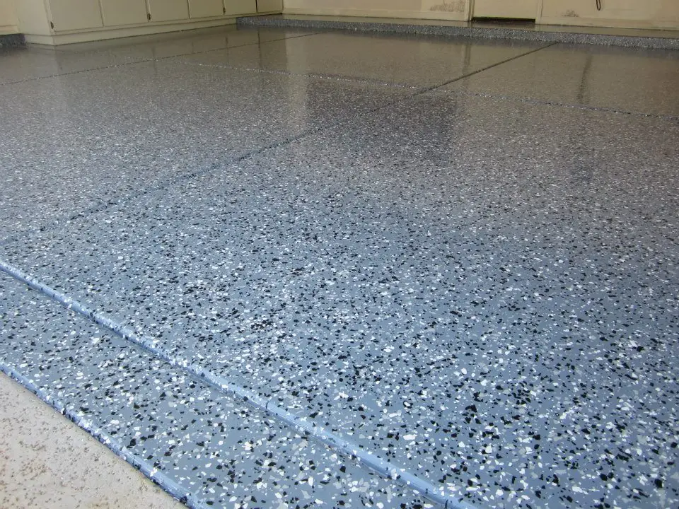 Medium Broudcast epoxy floor - Vero Beach